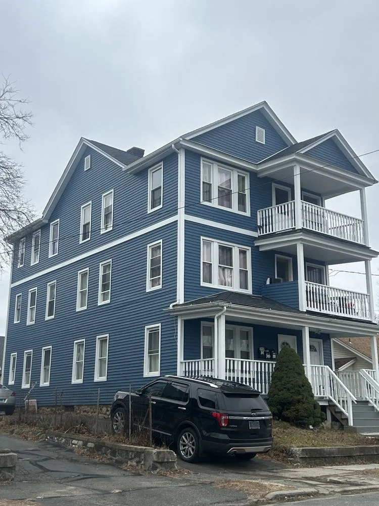 Slide of Construction Canelas