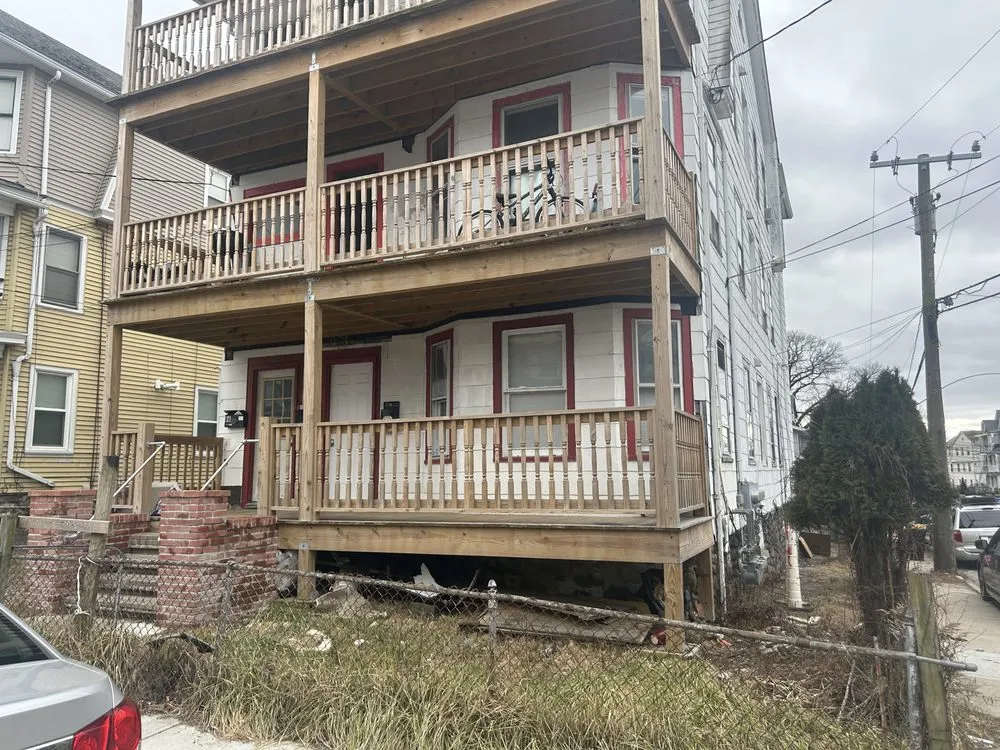 Affordable pipe repair for homes in Waterbury, CT by Construction Canelas