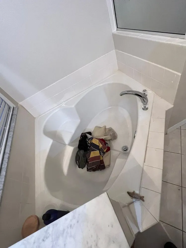 Slide of Construemax Plumbing