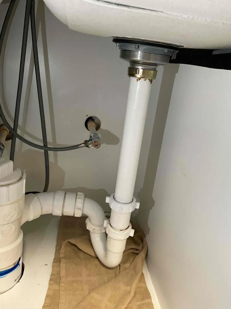 Slide of Construemax Plumbing