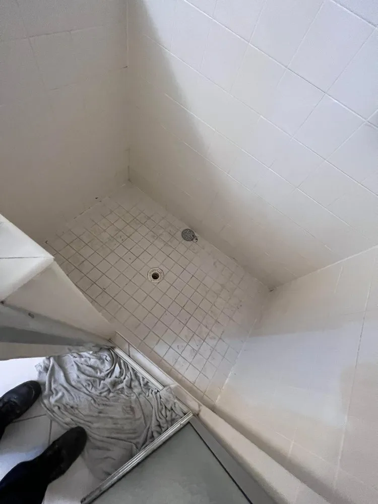 Slide of Construemax Plumbing