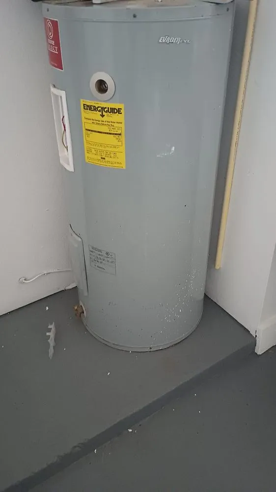 Slide of Construemax Plumbing