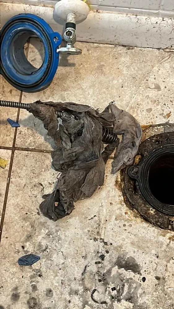 Slide of Construemax Plumbing