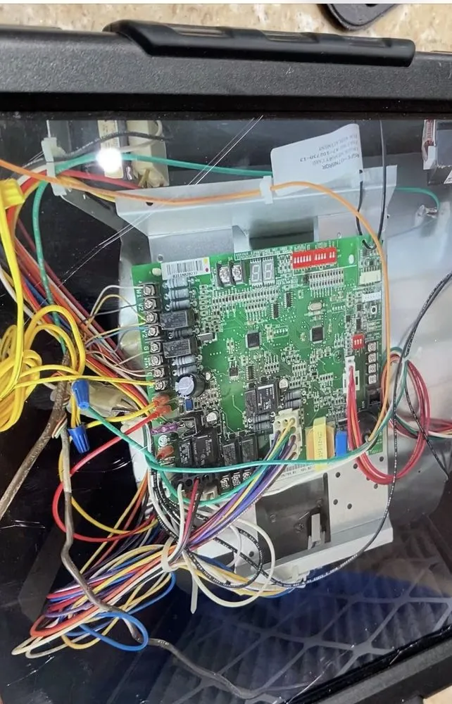 Slide of Cool Willy's Air & Plumbing