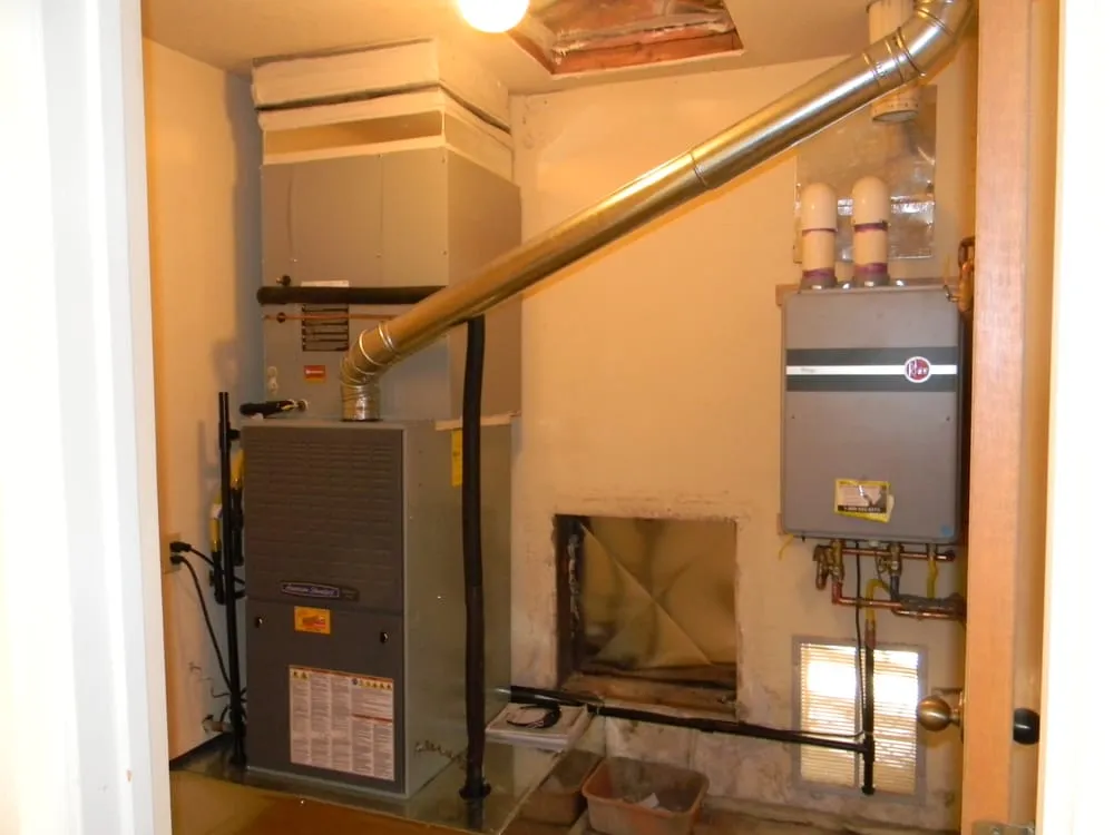 Slide of Cool Willy's Air & Plumbing