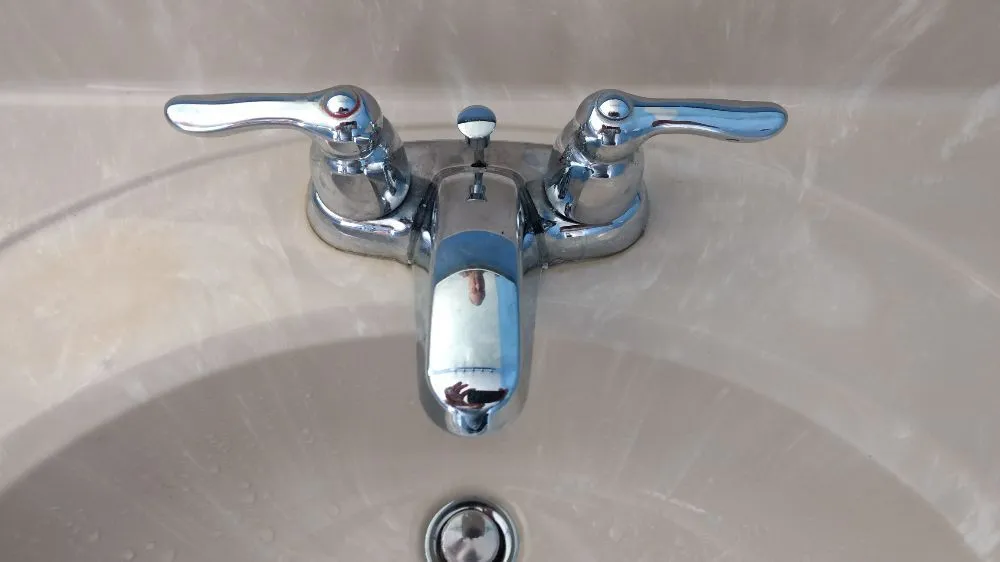 Slide of Copper Pipe Plumbing Services