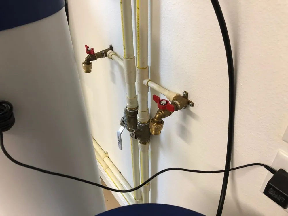 Quality leak detection for homes in Land O Lakes, FL by Cornerstone Pros