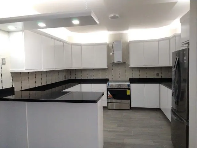 Slide of Coronado Construction