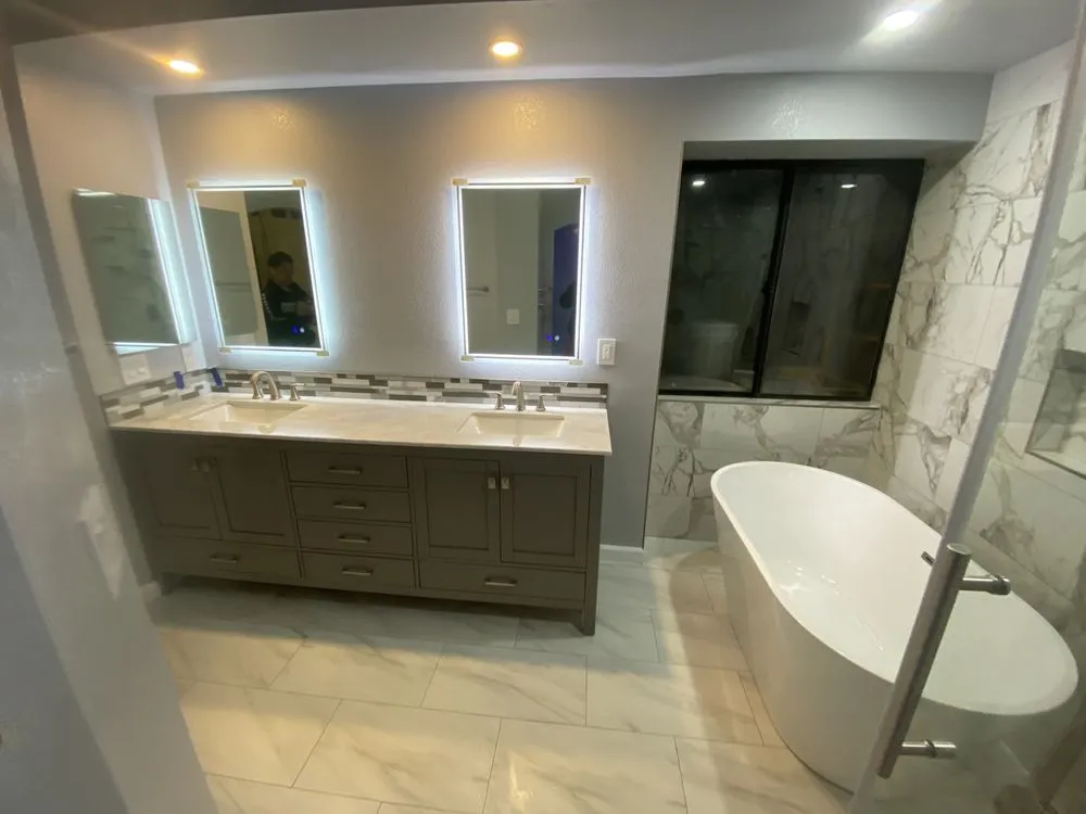 Slide of Cortes mejia services