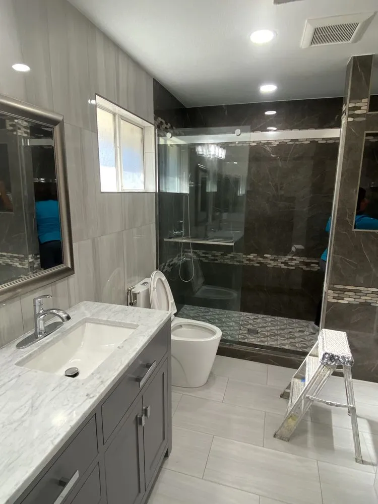 Slide of Cortes mejia services