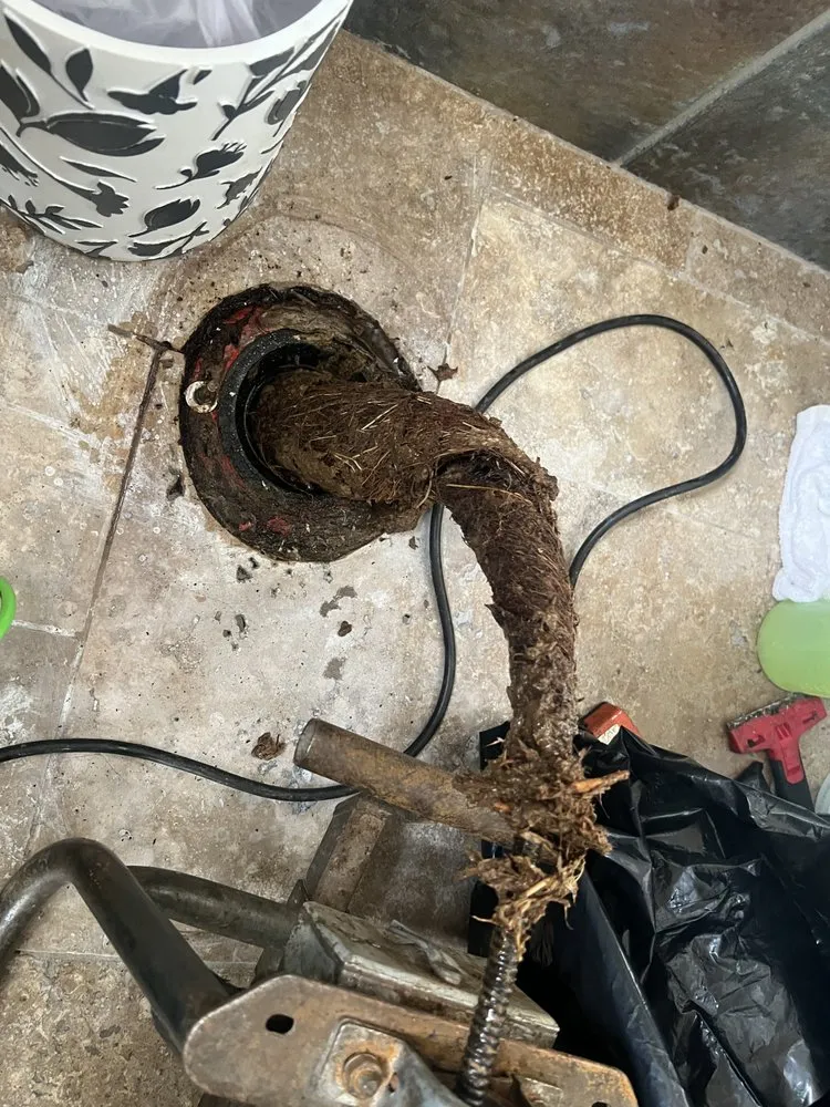 Slide of Cortes plumbing and repairs