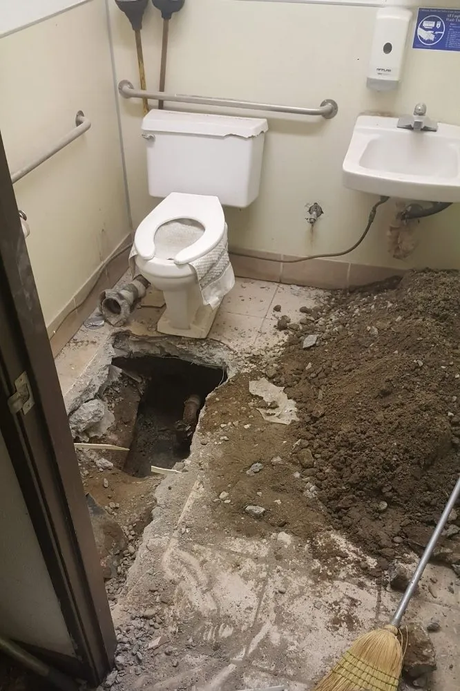 Emergency drain cleaning service in San Leandro, CA - Costellos plumbing