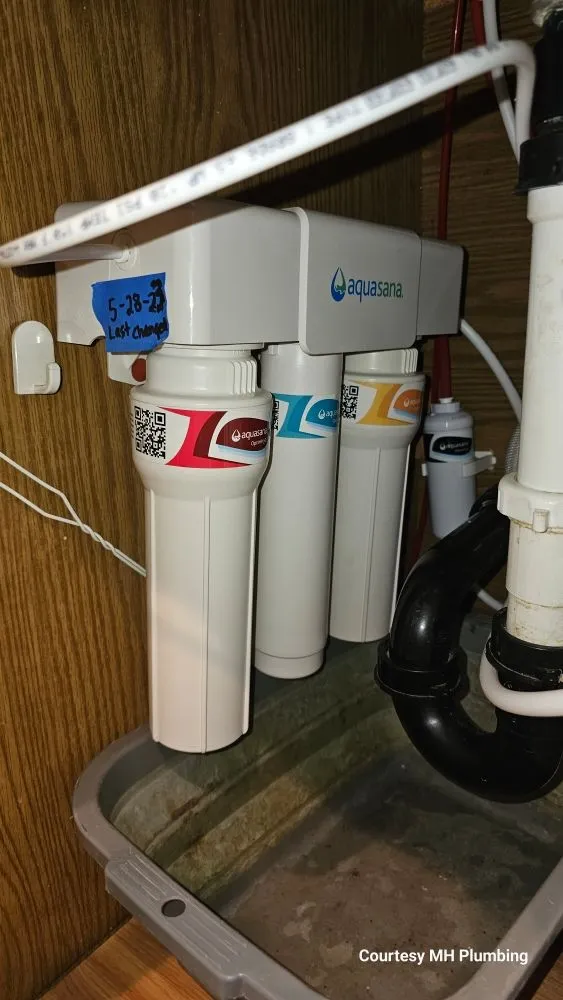 Professional plumbing repair for homes in Phoenix, AZ by Courtesy Manufactured Home Plumbing