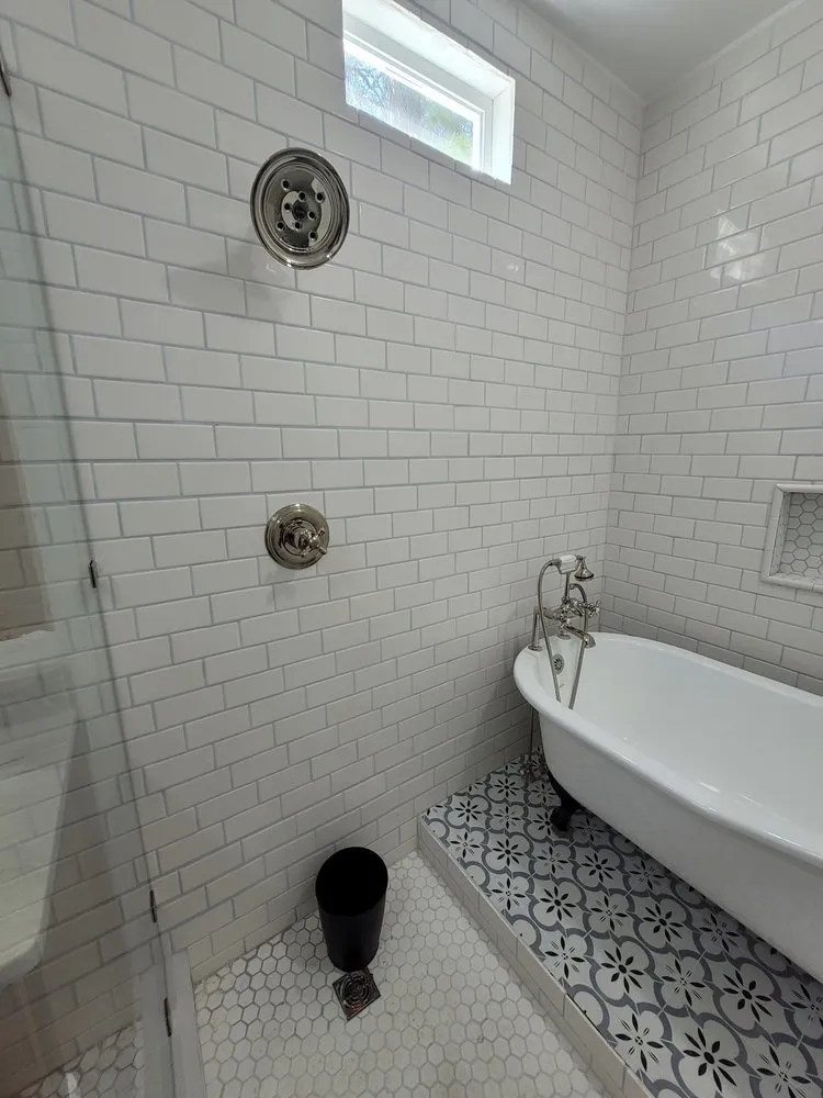 Slide of Courville Construction