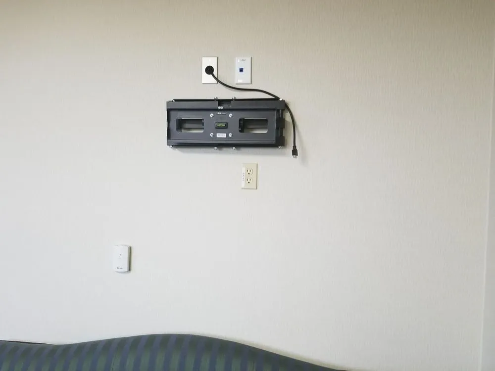 Slide of Covenant Service Care