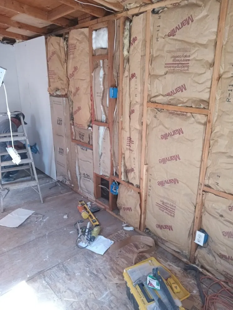 Slide of C&R Handyman Services