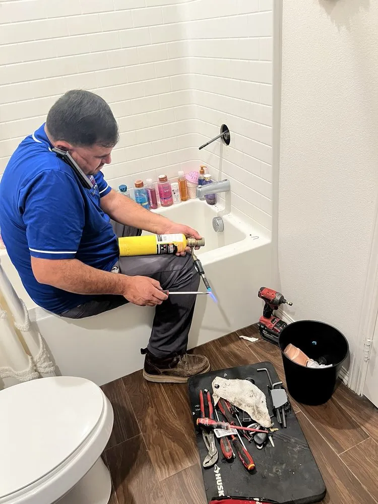 Slide of CR Plumbing & Drain Cleaning