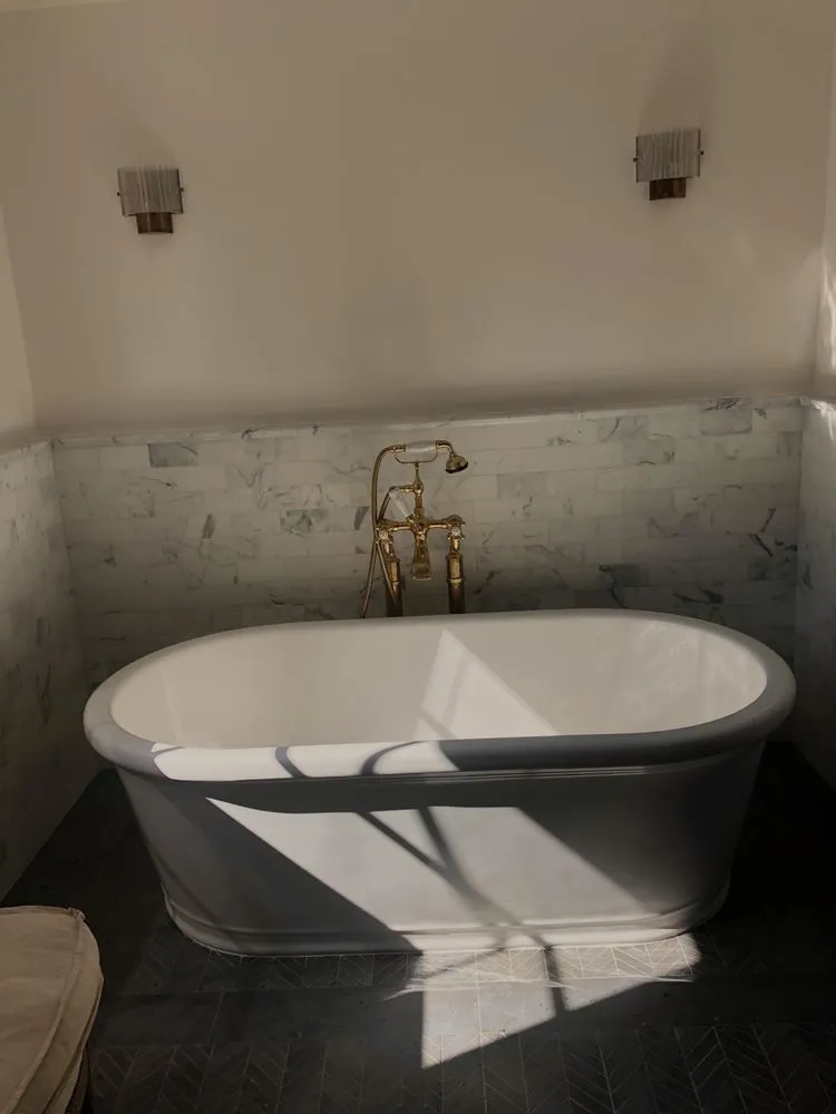 Slide of C&R Services