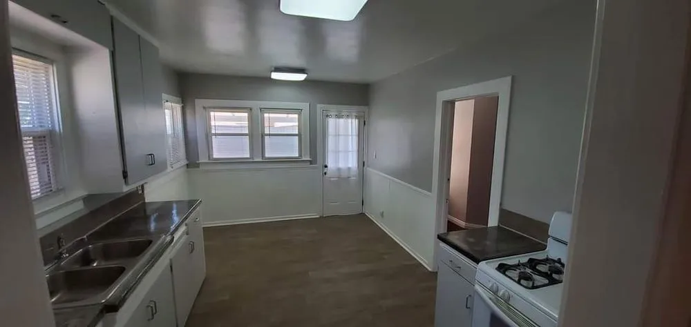 Slide of Crafted by Tubbs