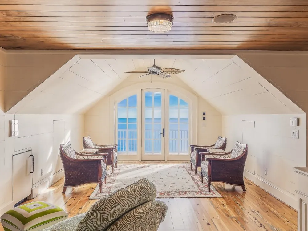 Slide of Craftsman Construction