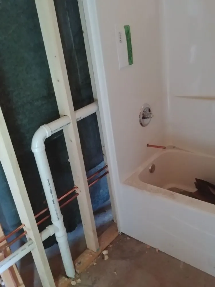 Quality emergency plumbing for homes in Alhambra, IL by Crawford Plumbing
