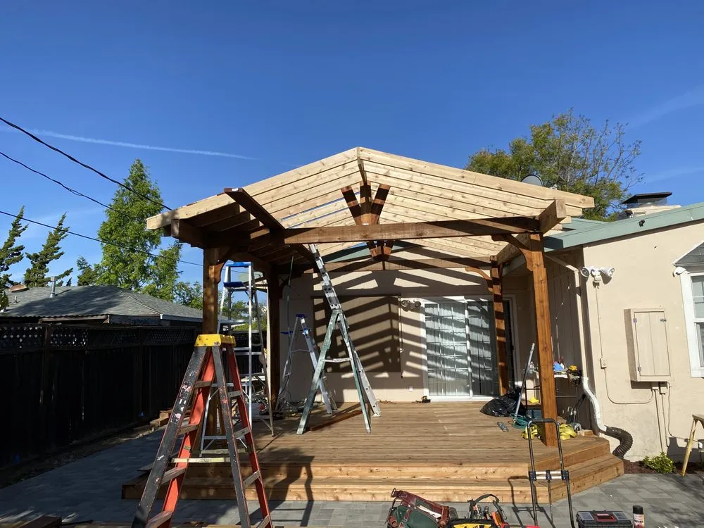 Slide of CRE CONSTRUCTION GROUP