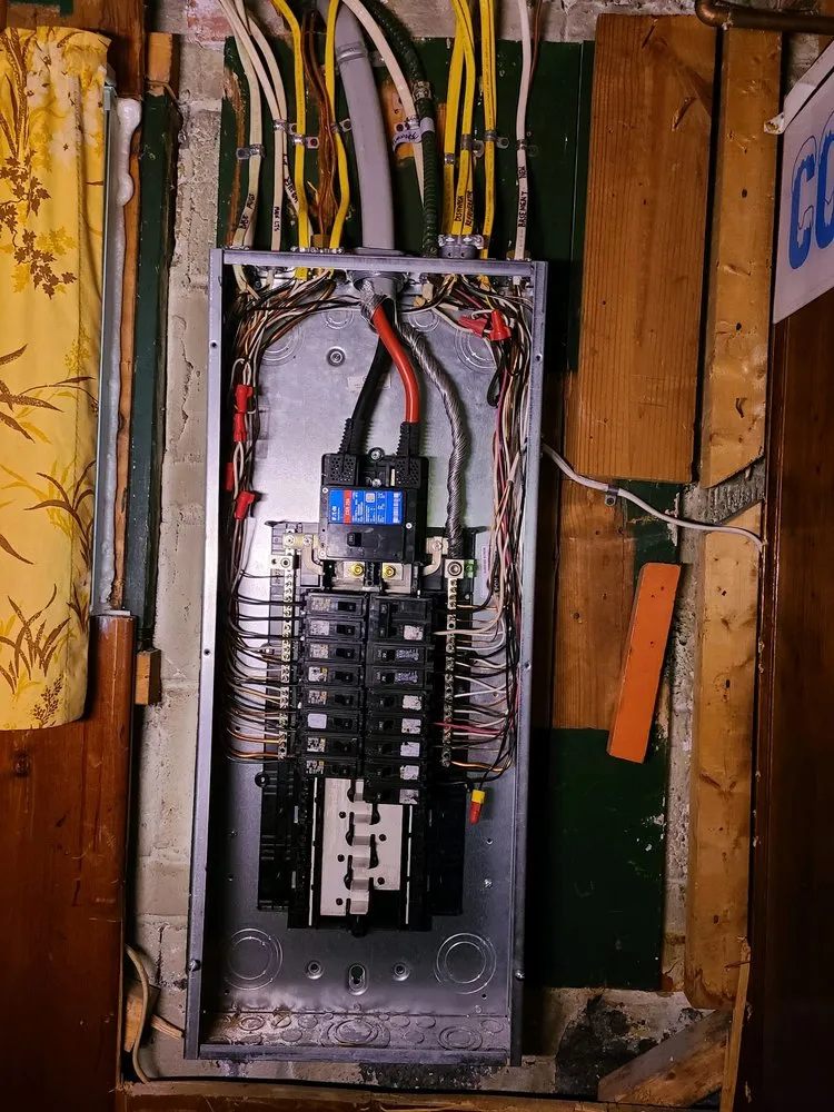 Slide of Cre8tive Solutions Contracting