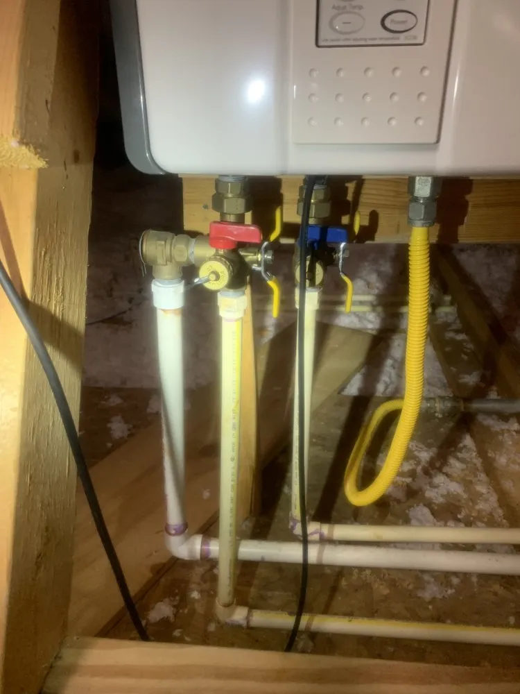 Slide of Creekside Plumbing & Construction, 1LP