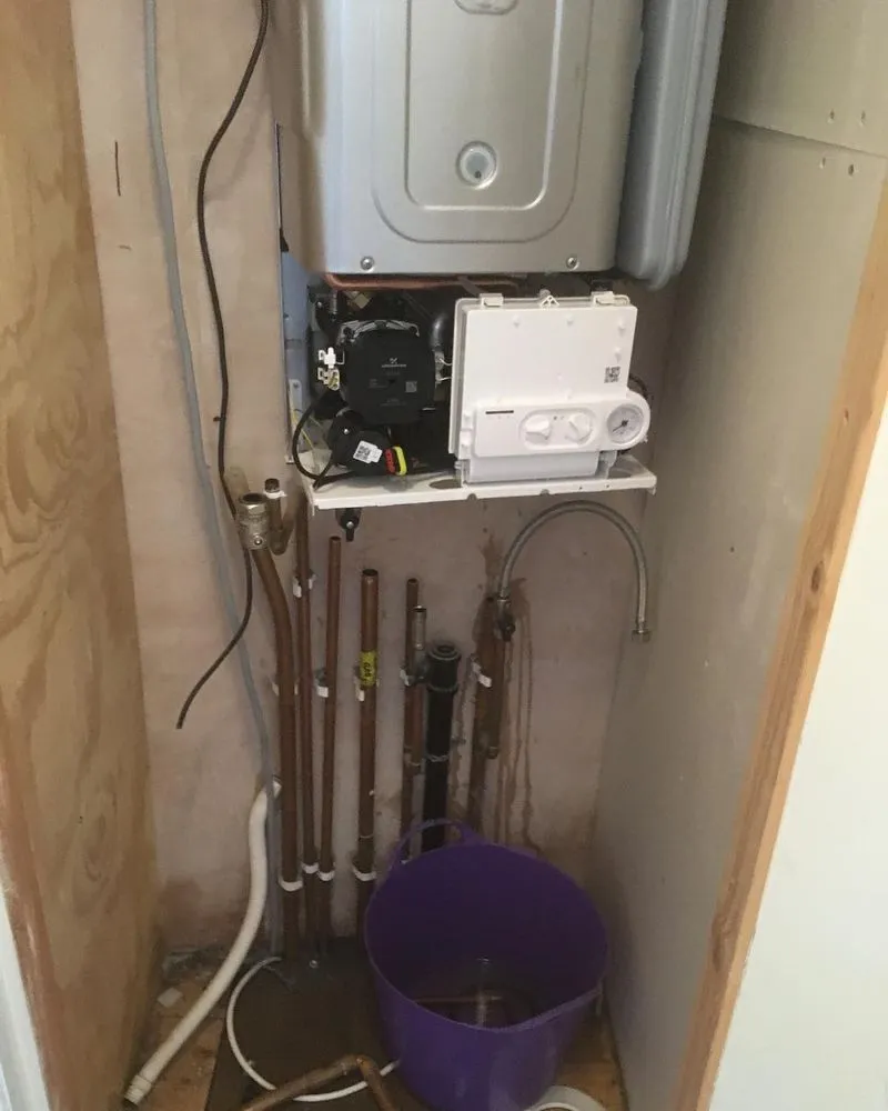 Slide of Crestwood Plumbing and Heating