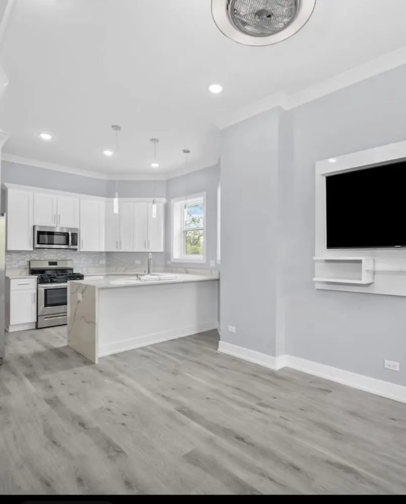 Slide of Croon Contracting