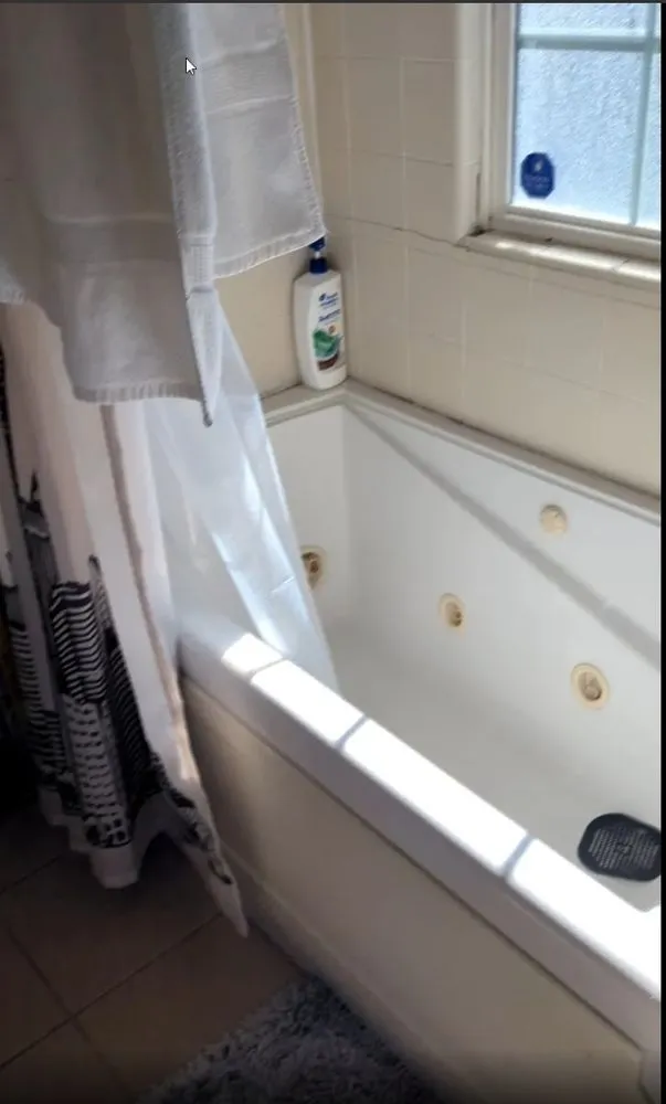 Slide of Cruz & Companies