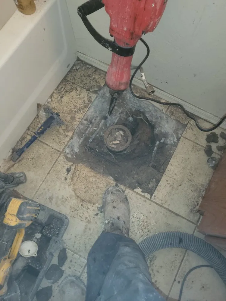 Slide of Cruzado plumbing