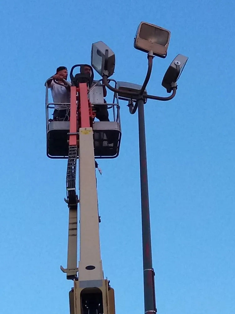 Slide of Crystal Clear Construction