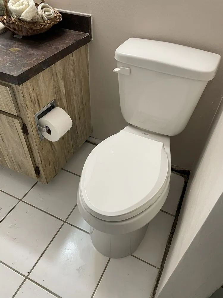 Slide of C&S Plumbing of Lee