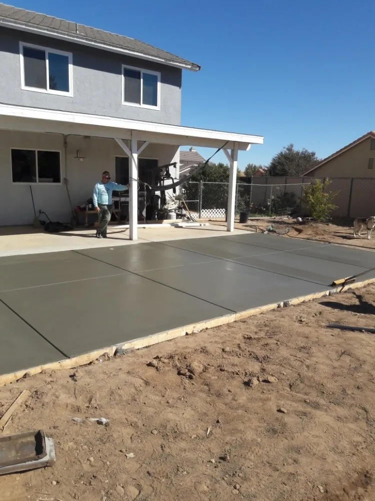 Emergency plumbing repair for homes in Hesperia, CA by CSA Handyman Services