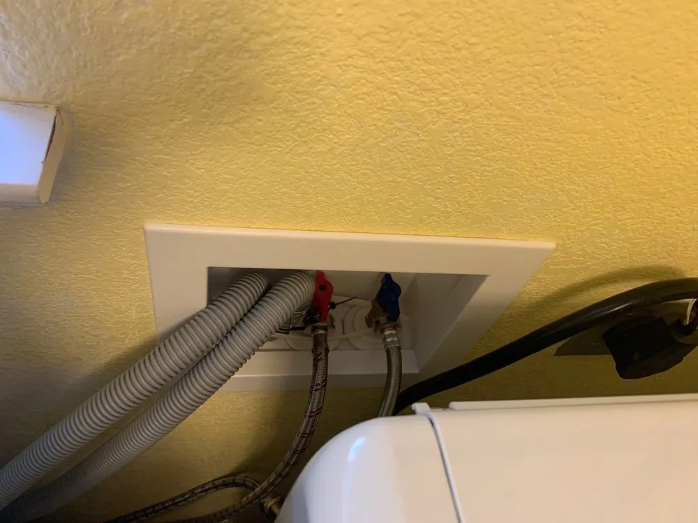 Slide of CTX Plumbing & Electrical