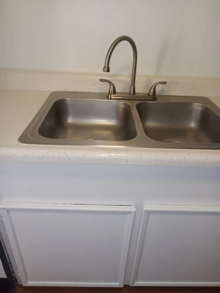 Slide of Cuna’s Handyman and Landscaping