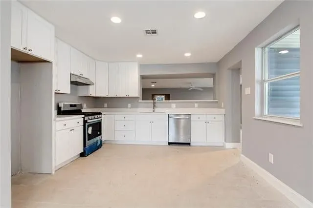 Slide of Custom Construction & Renovations