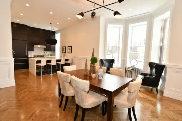 Custom Construction Services Logo