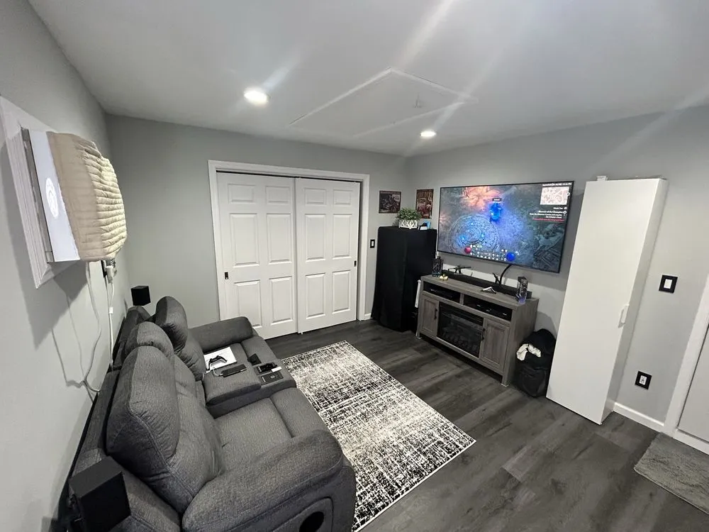 Slide of Custom design and Contracting