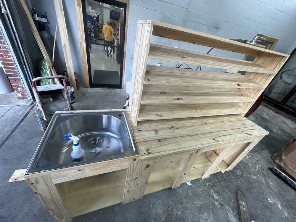 Slide of Cuzzie Home Improvements