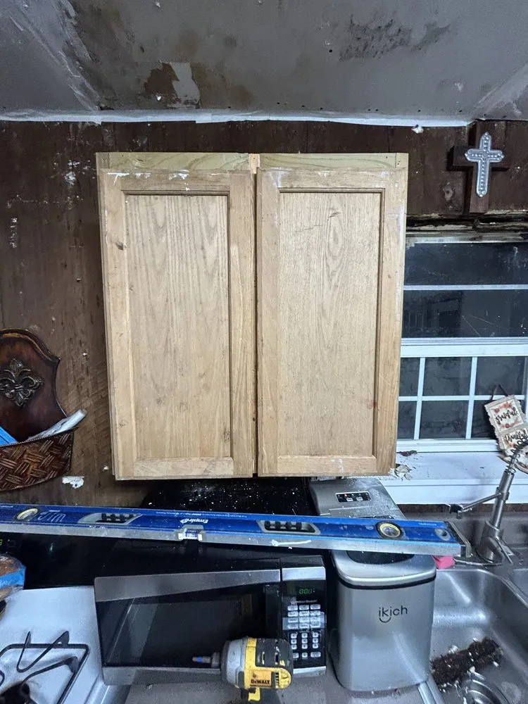 Slide of Cuzzie Home Improvements