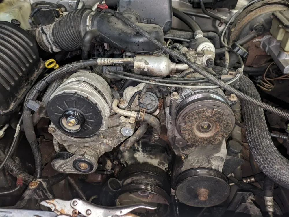 Slide of CW Mobile Mechanic Service