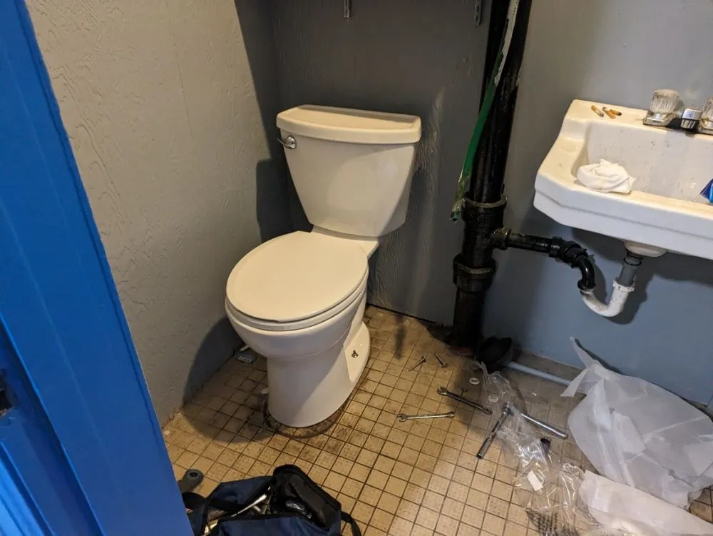 Slide of CW Mobile Mechanic Service