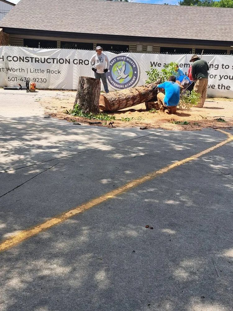 Slide of D & R General Construction Tree Service and More