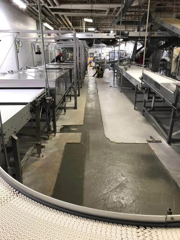 Slide of D Crowder Remodel & Service