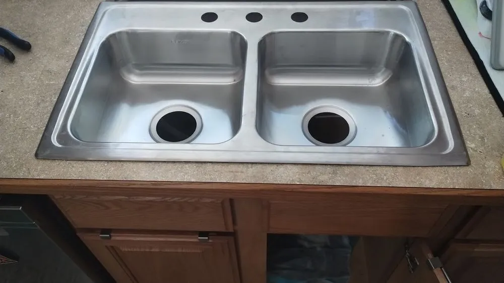 Slide of D-ManElectric