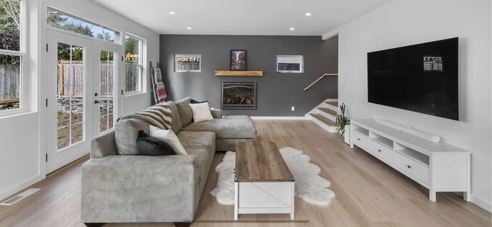 Slide of D Noble Construction