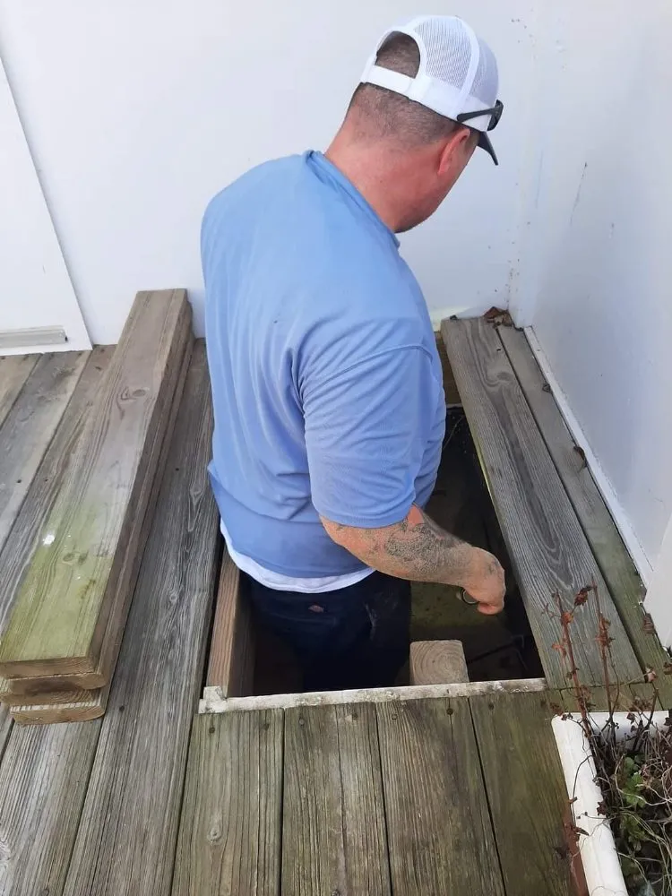 Slide of D. Russell Home Repairs