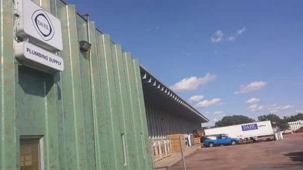 Dahl Plumbing Supply/Kitchen & Bath Showroom - Colorado Springs Logo